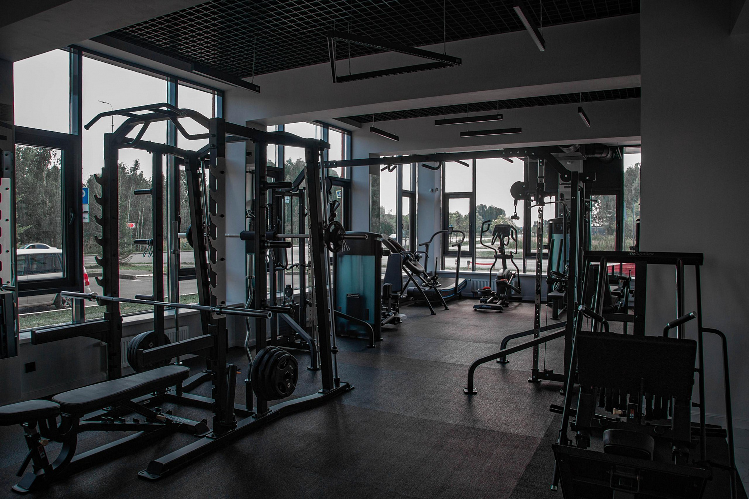 Фитнес-студия "RED FITNESS & WELLNESS"